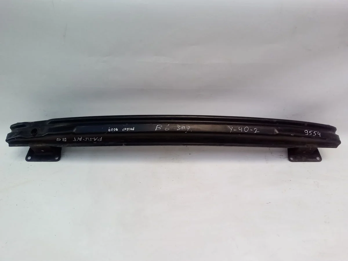 Усилитель заднего бампера Volkswagen Passat B6 (2005—2010)