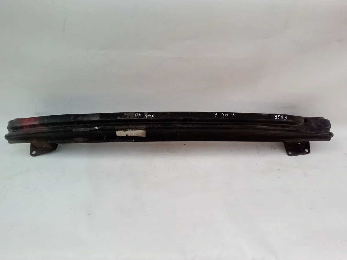 Усилитель заднего бампера Volkswagen Passat B6 (2005—2010)