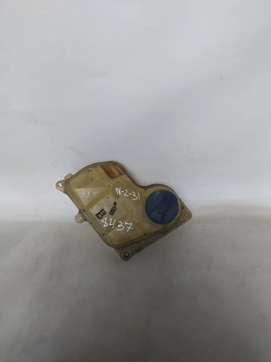 Бачок расширительный Volkswagen Passat B5 рестайлинг (2000—2005)