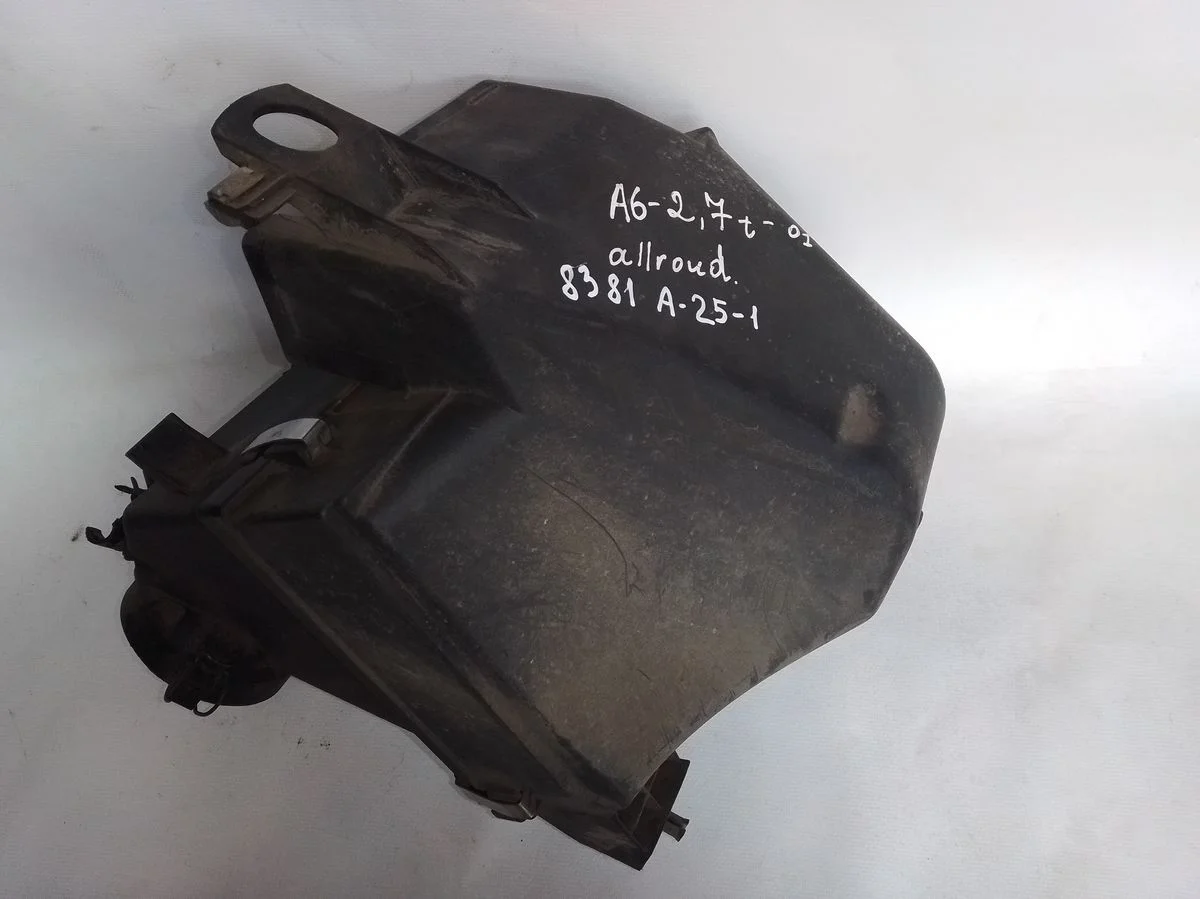 Корпус воздушного фильтра Audi A6 Allroad Quattro C5 (2000—2006)