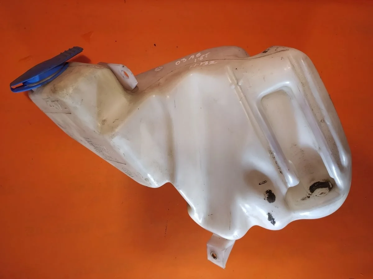 Бачок омывателя Audi A6 C5 рестайлинг (2001—2004)