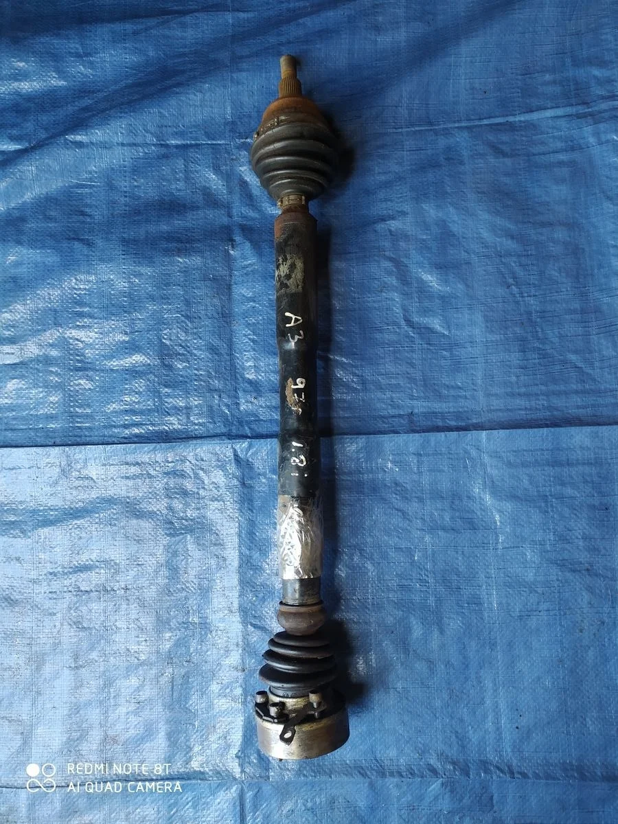 Для Audi A3 8L  1.6L мкпп привод правый