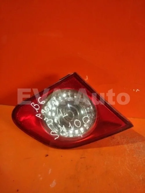 Фонарь задний внутренний левый Volkswagen Passat B6 (2005—2010)