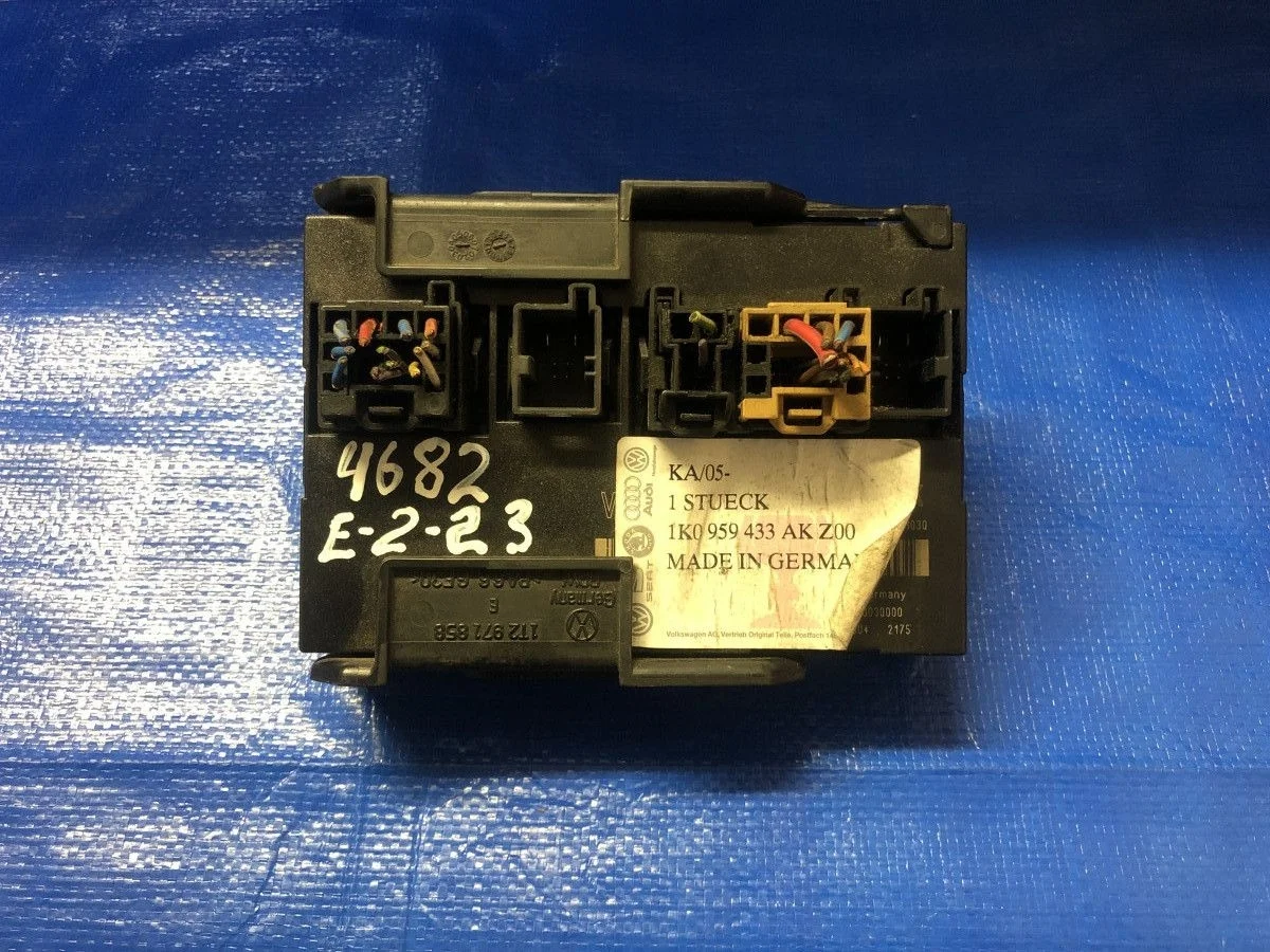 Блок комфорта SEAT Leon II (2005—2009)