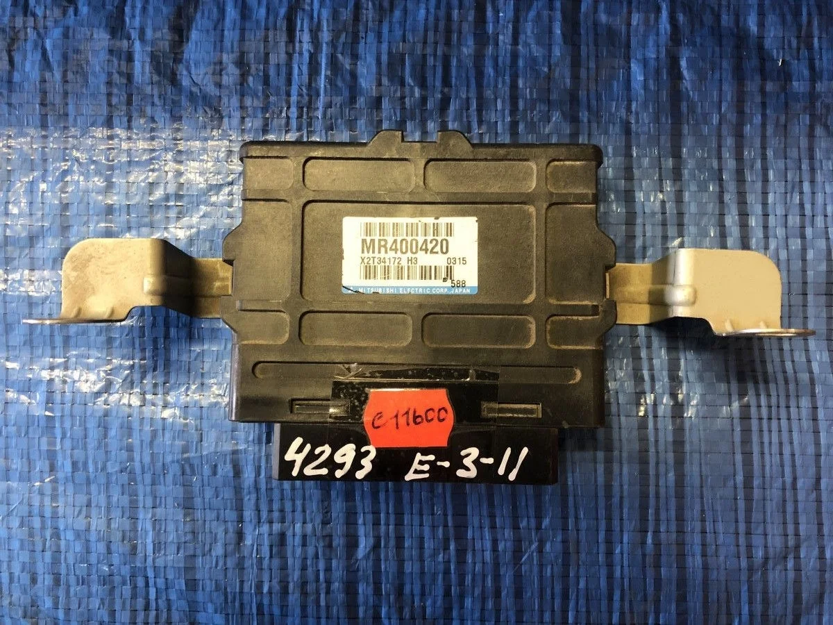 Блок управления ABS Mitsubishi Pajero II (1991—1997)