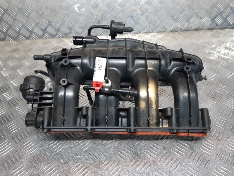 Коллектор впускной Skoda Yeti