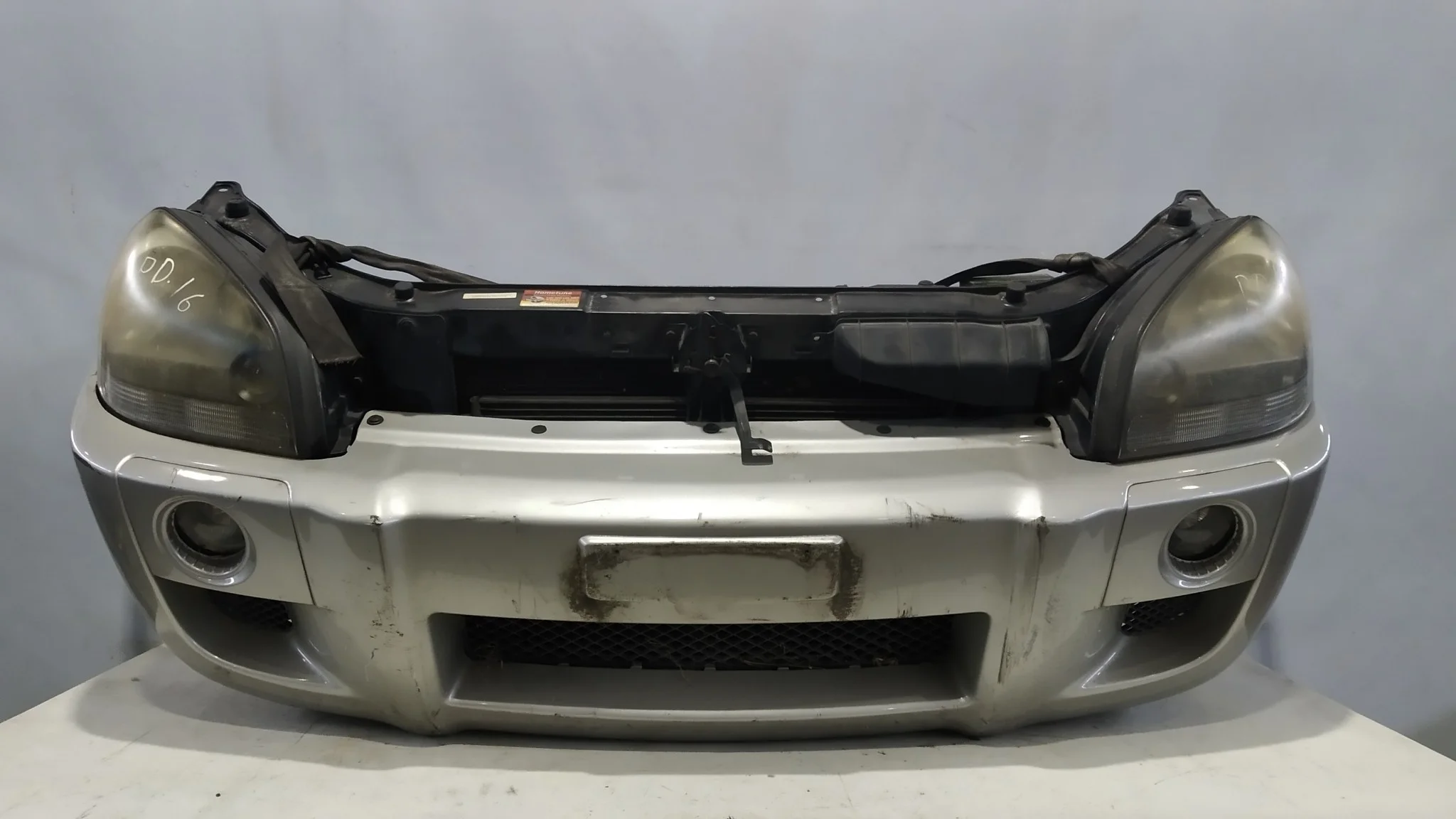 NOSECUT HYUNDAI TUCSON JM 865112E040 серебро DY505