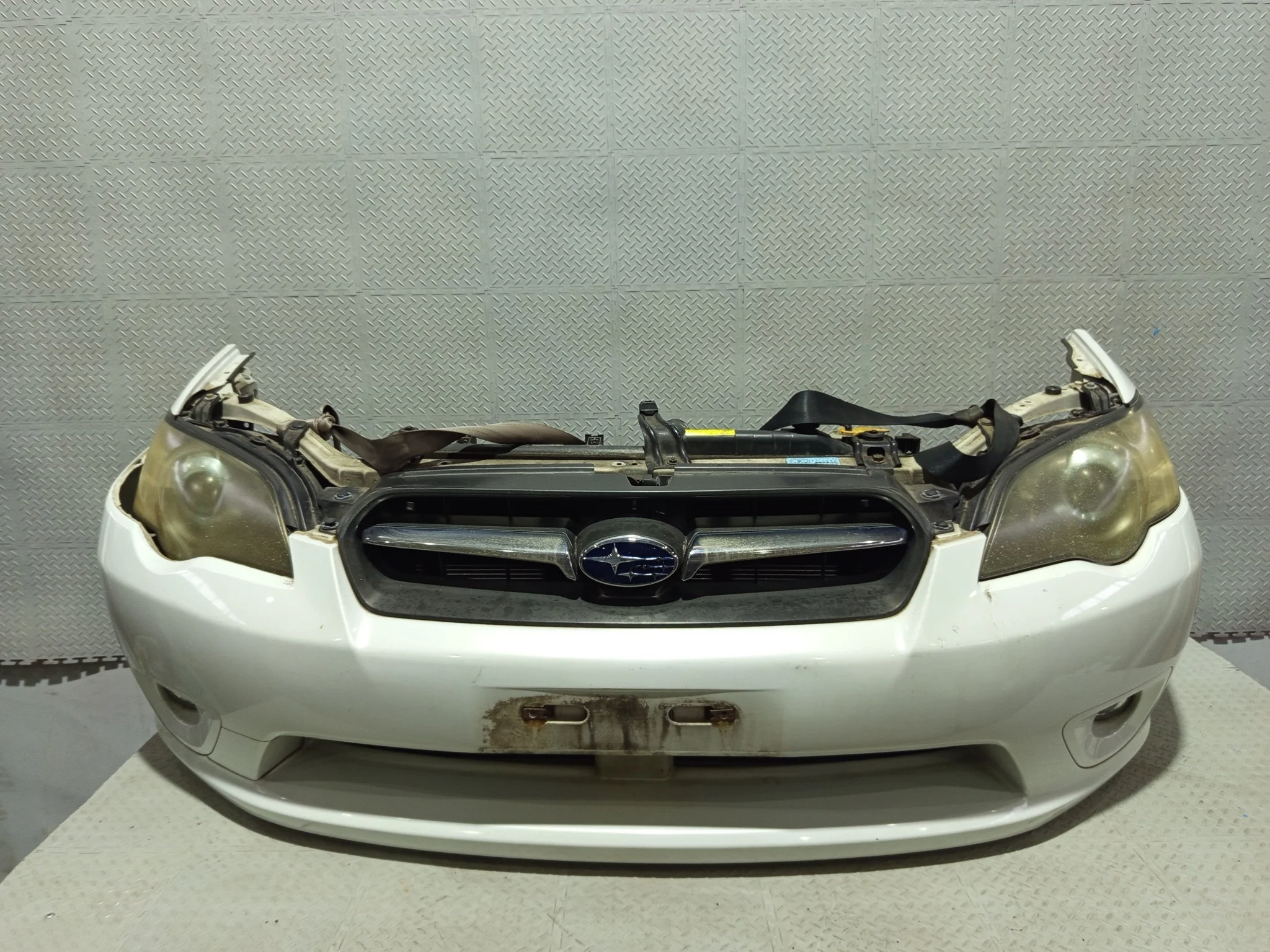 NOSECUT SUBARU LEGACY BL5 BL9 BLE BP5 BP9 BPE BPH 1 МОДЕЛЬ 57704AG000 белый, 36J GA497
