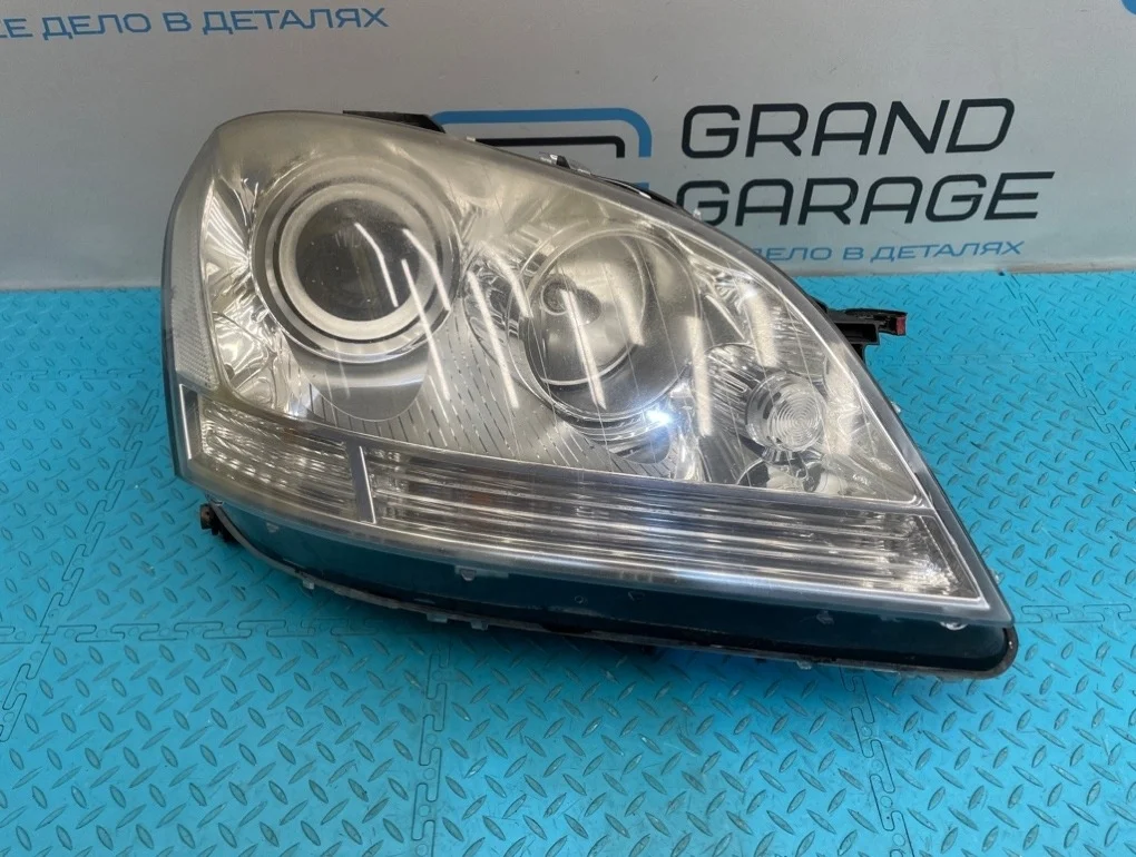 Фара Mercedes-Benz Ml-Class 2006 A1648205061 W164 642.940 3.0, правая
