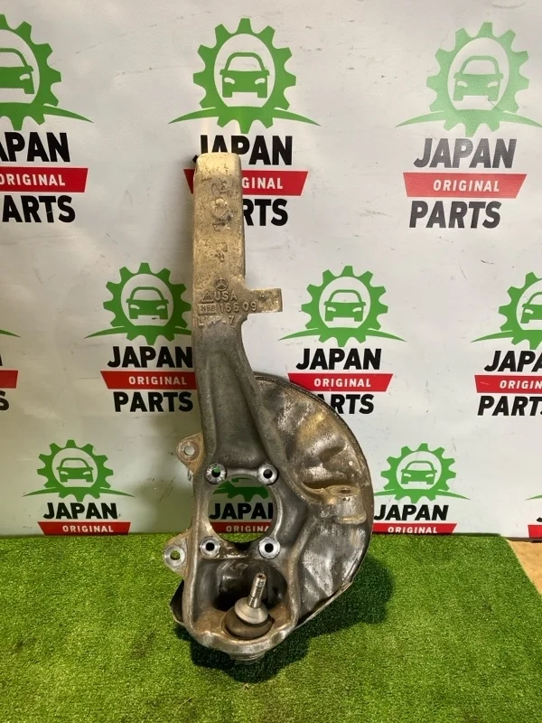 Кулак поворотный Mercedes-Benz Gle 2017 A1663300920 642.826, передний левый