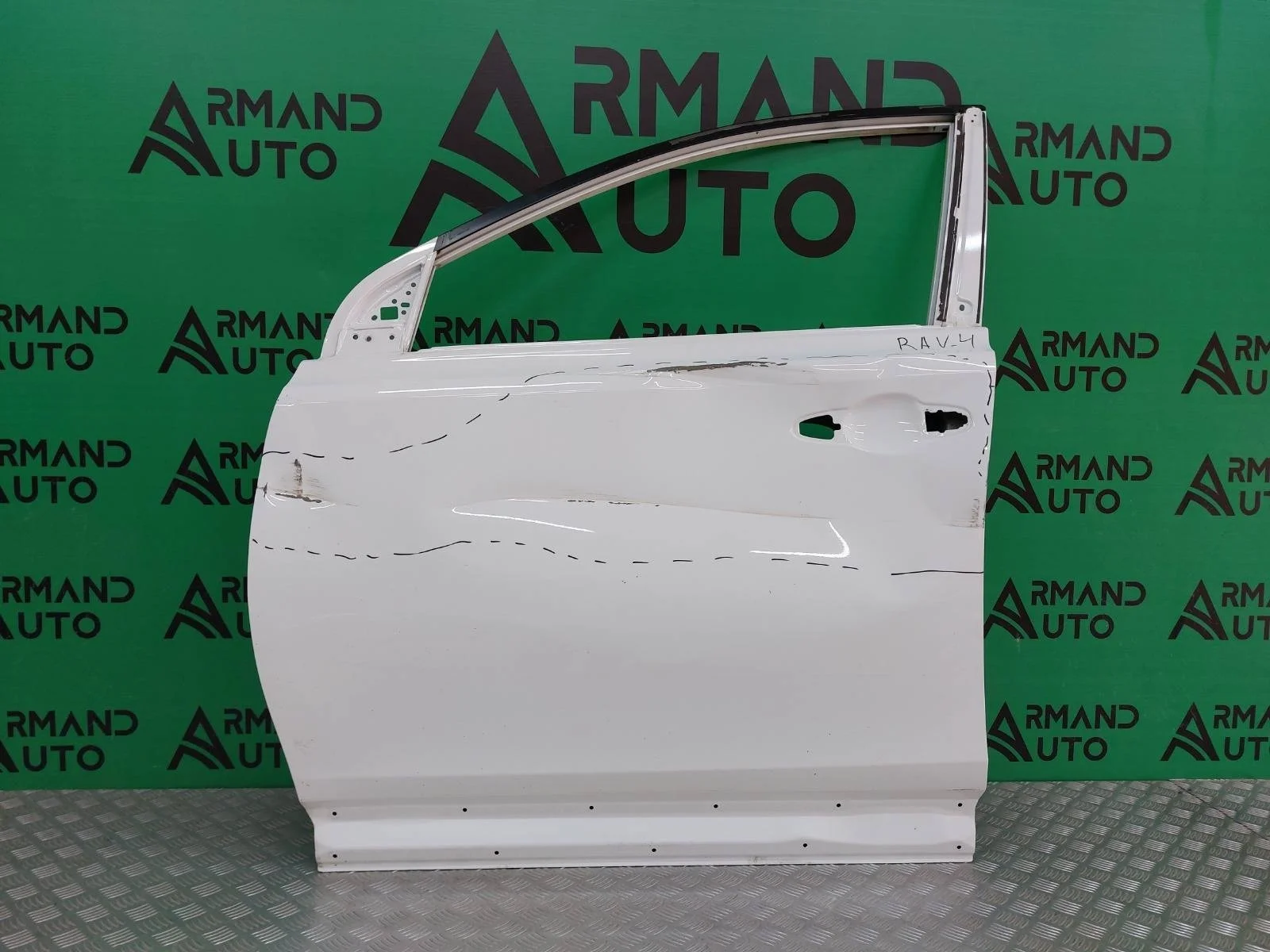 Дверь Toyota RAV4 2012-2019 CA40