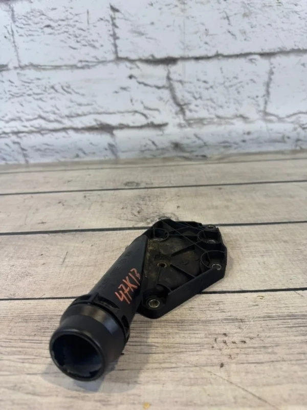 Корпус термостата Audi A6 2008 C6