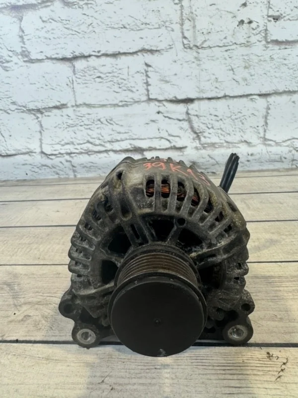 Генератор VW Touran 2006