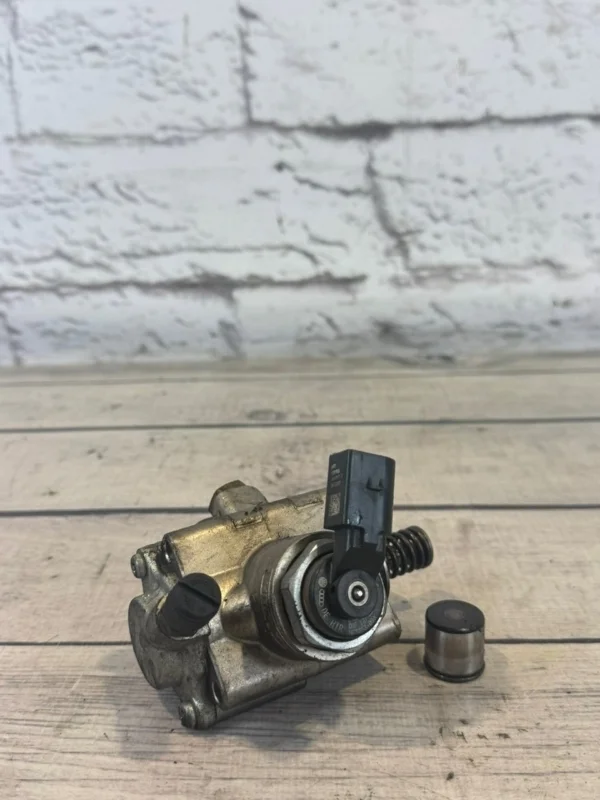 Насос топливный высокого давления VW Touran 2006