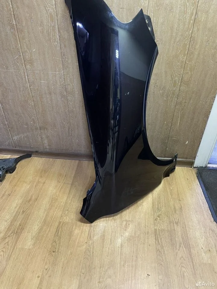 Переднее правое крыло vw touareg 7l6821102k