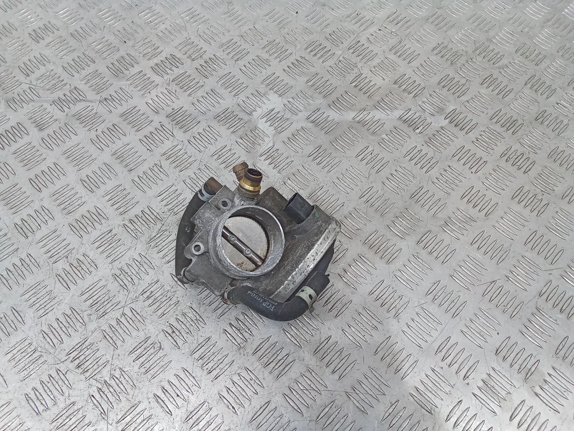 дроссельная заслонка Opel Zafira  B 2008 55562380