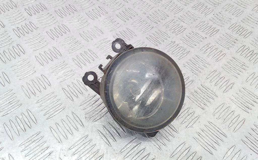 фара противотуманная левая Renault Megane  3 поколение 2011 8200074008