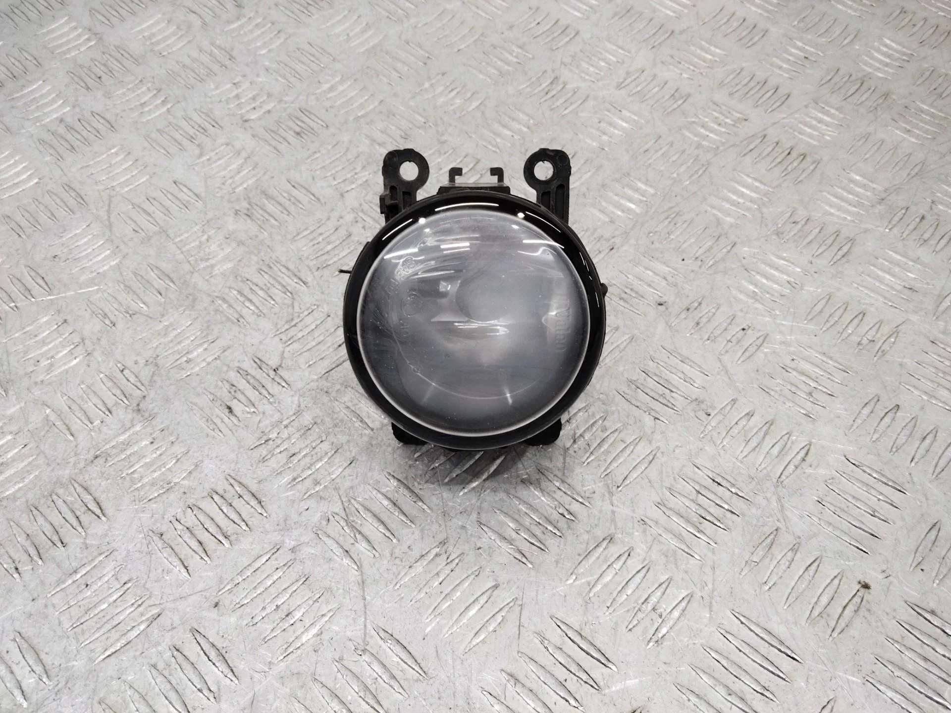 фара противотуманная Renault Scenic  3 поколение [рестайлинг] 2013 8200074008