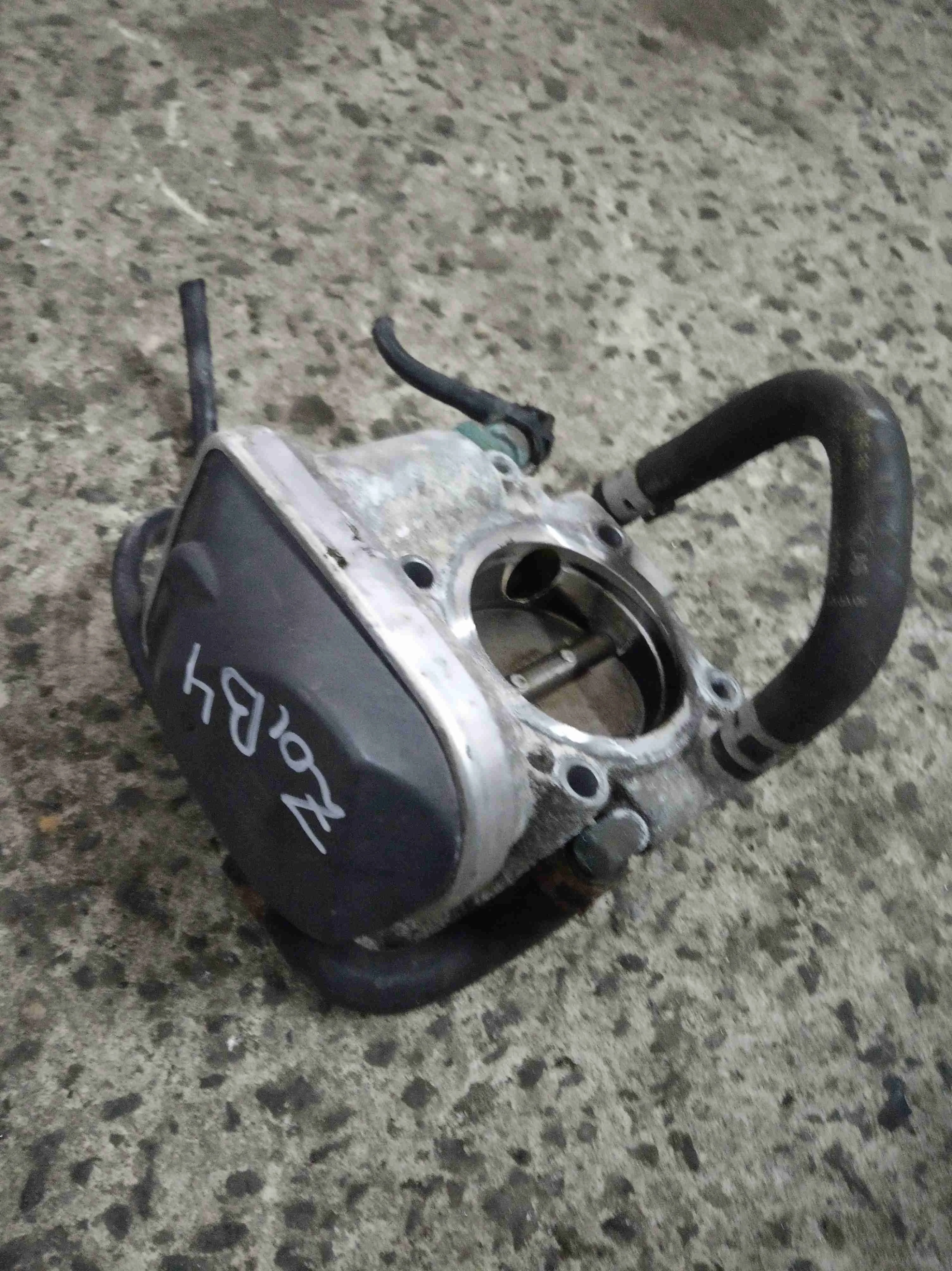 Заслонка дроссельная Opel Zafira B(2005-2012) 2007 55562380