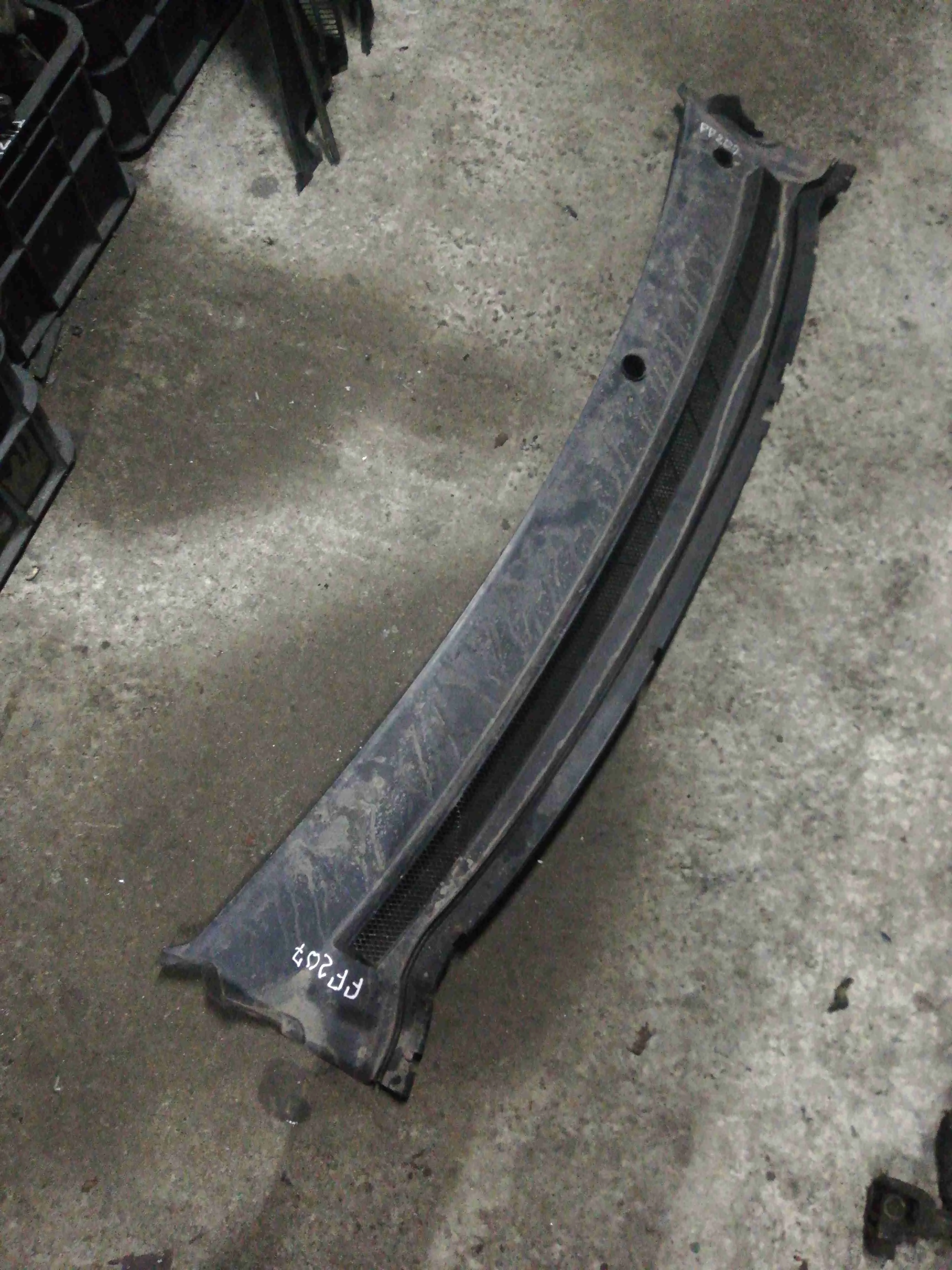 Дождевик Ford Focus 2(2005-2011) 2004 4m51a02216