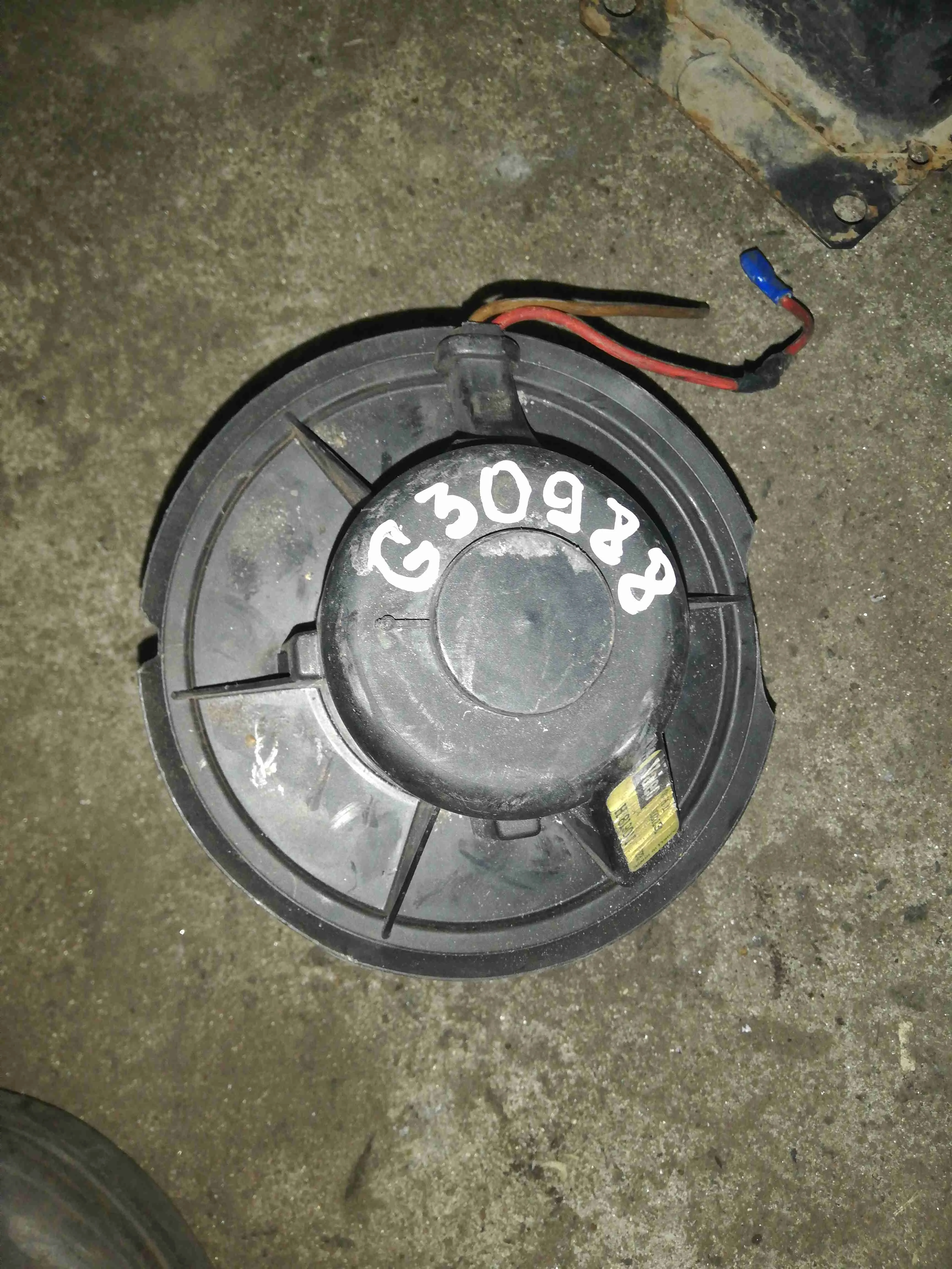 Двигатель отопителя (моторчик печки) Volkswagen Golf 3(1991-1997) 1995 1h1820021