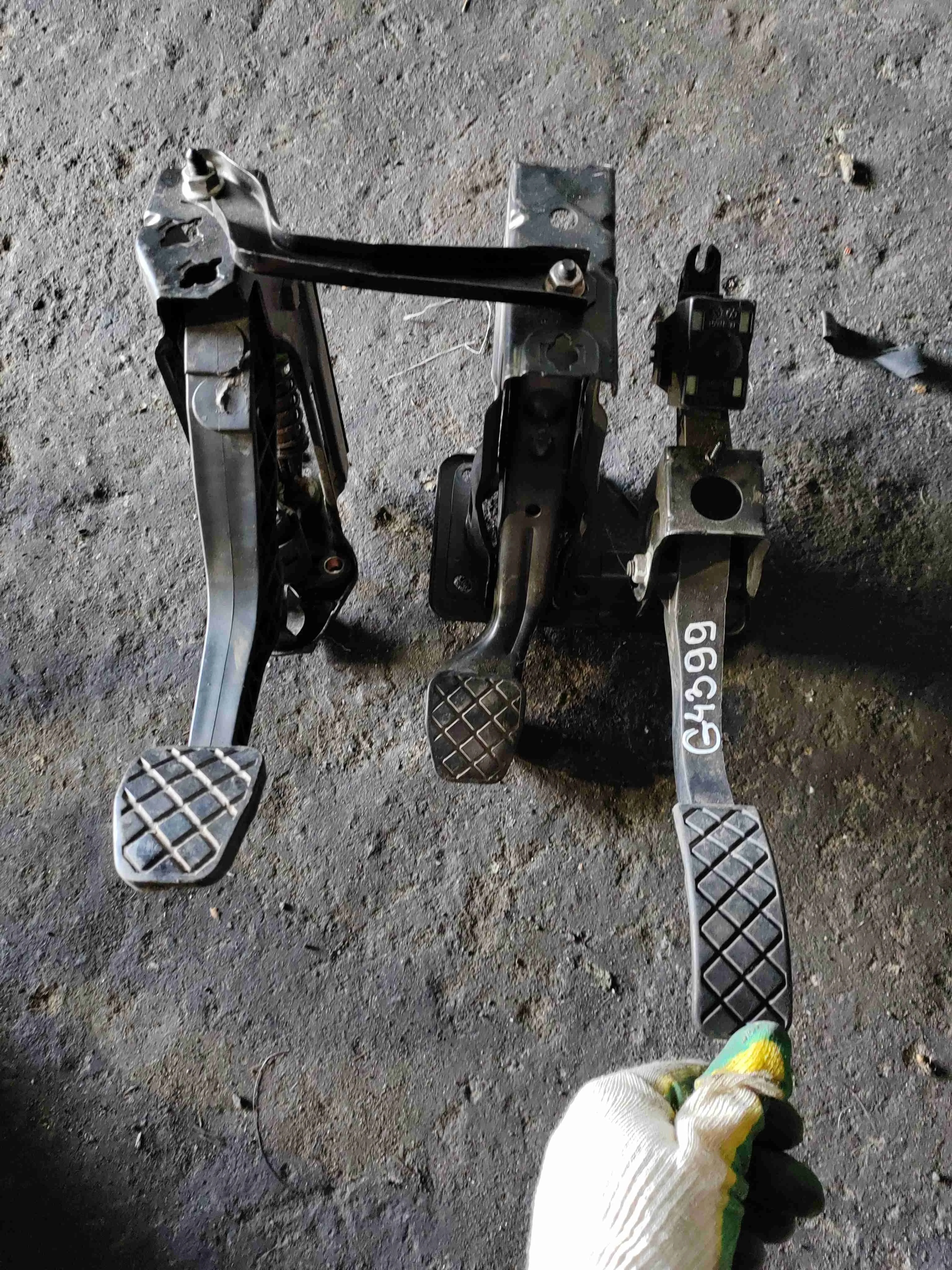 Узел педальный Volkswagen Golf 4(1997-2004) 2001 1J1721130B