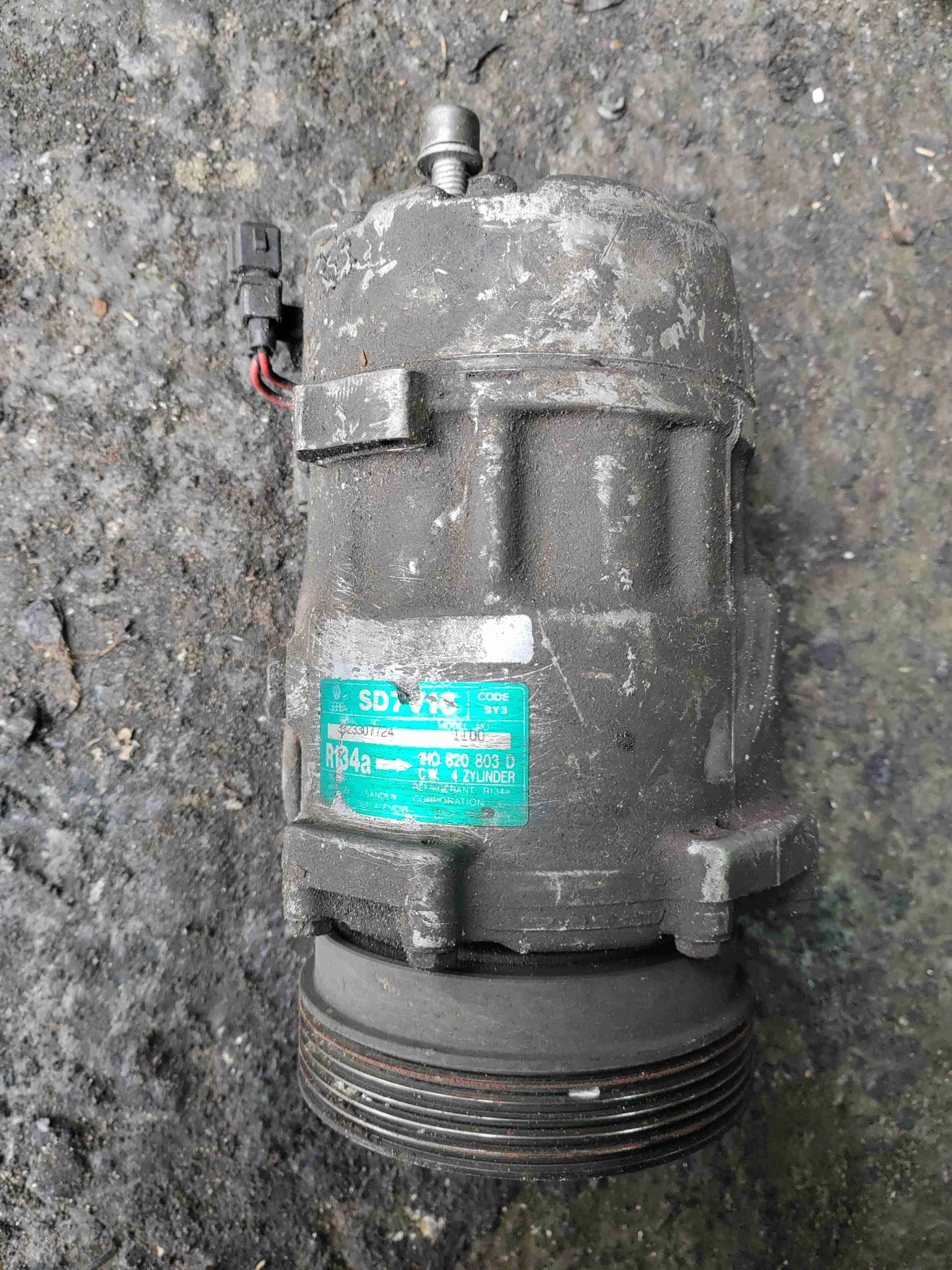 Компрессор кондиционера Volkswagen Golf 3(1991-1997) 1995 1H0820803D