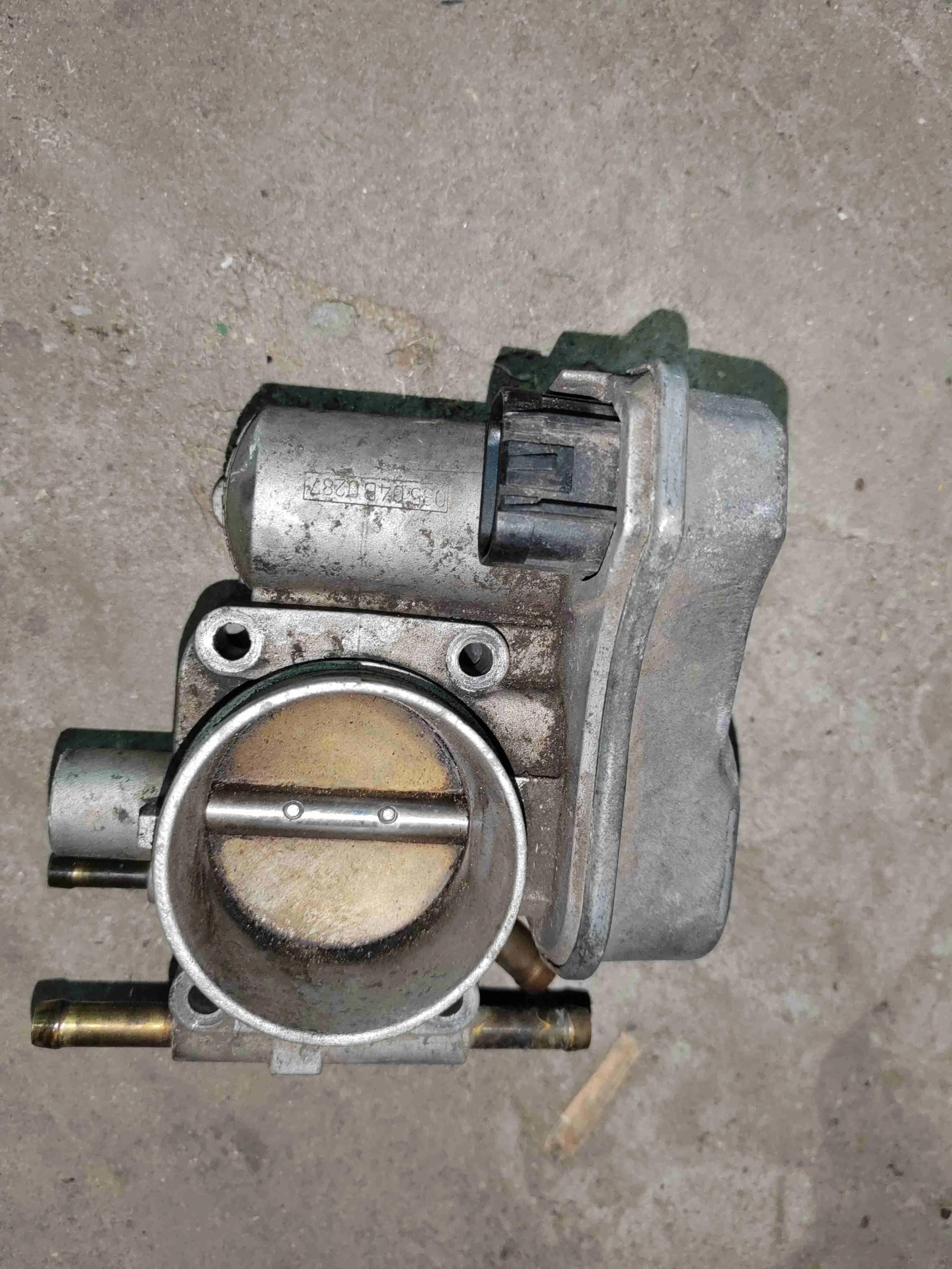 Заслонка дроссельная Opel astra G(1997-2004) 2000 25177983