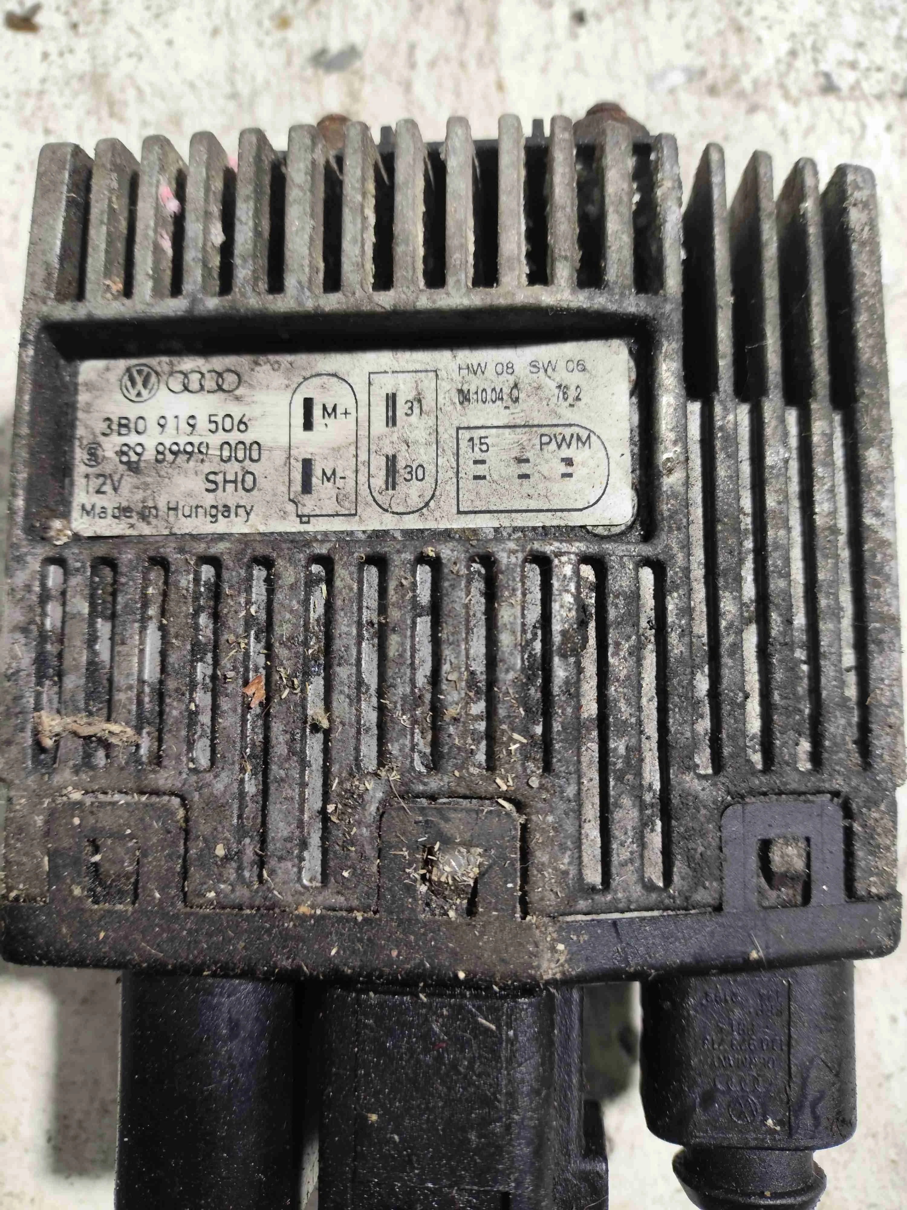 Реле вентилятора Volkswagen Transporter T5 (2003-2015) 2004 3B0919506
