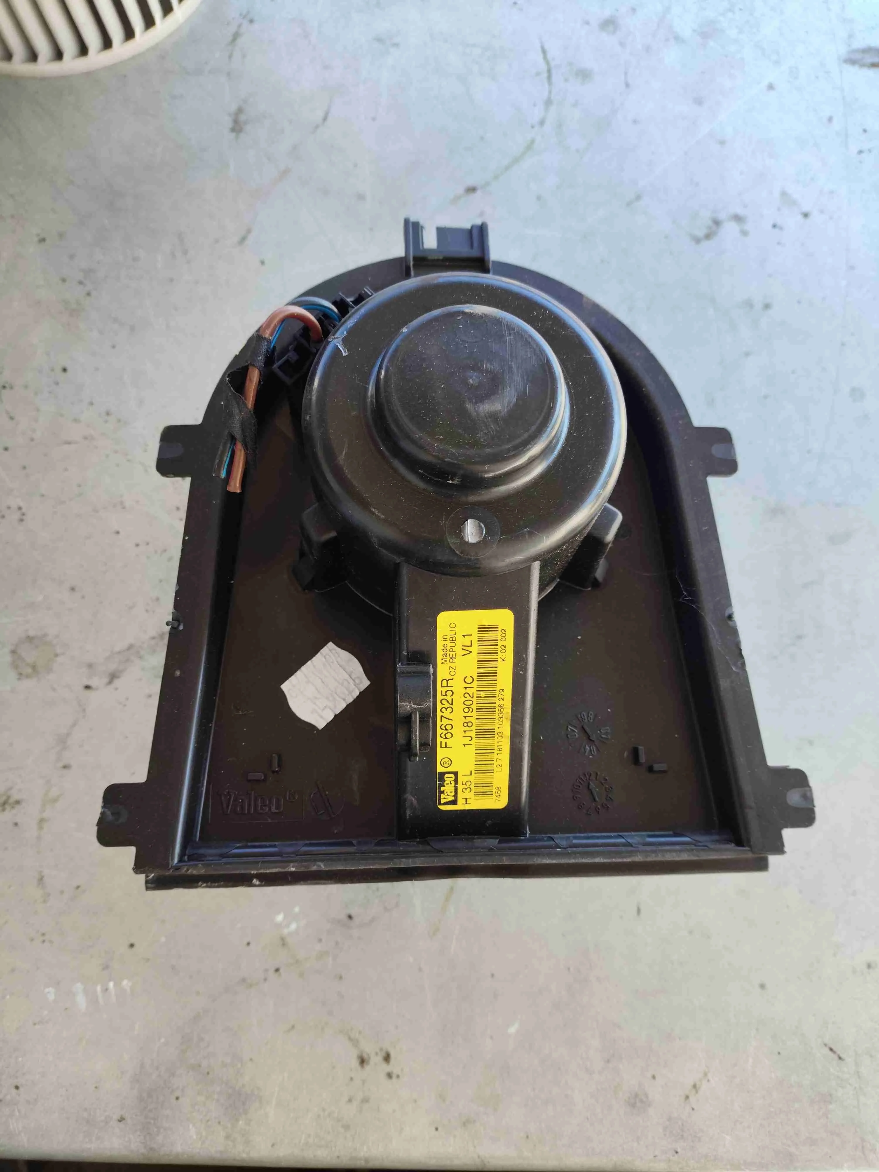 Двигатель отопителя (моторчик печки) Volkswagen Golf 4(1997-2004) 2002 1j1819021c