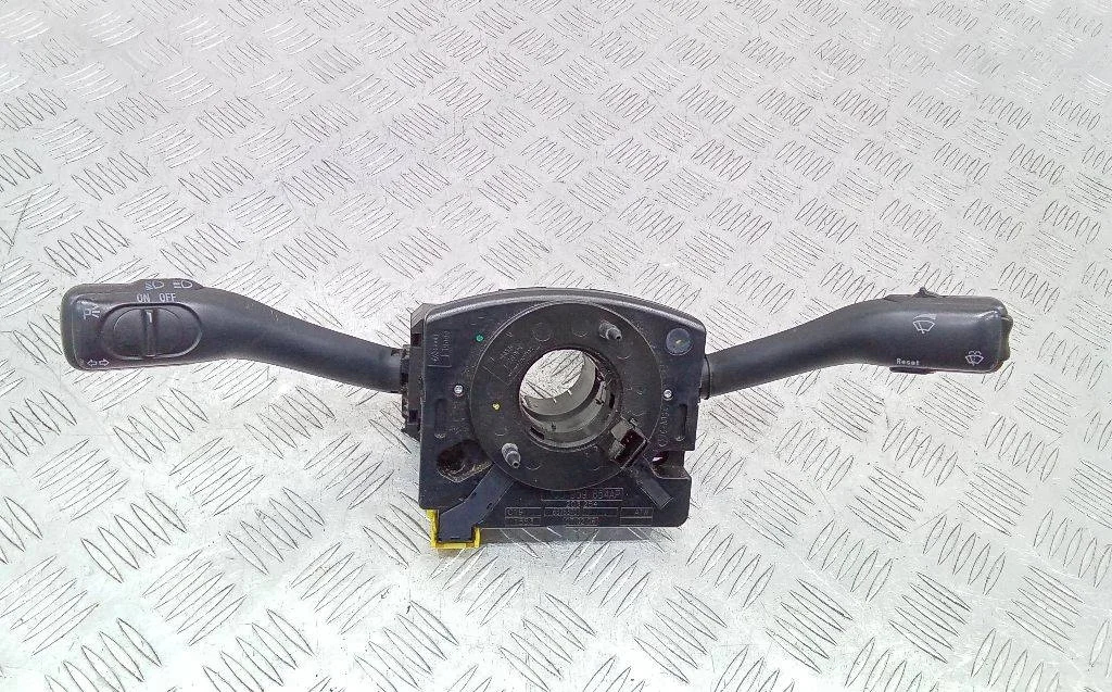 переключатель подрулевой (стрекоза) Skoda Superb  1 поколение 2006 4B0953503