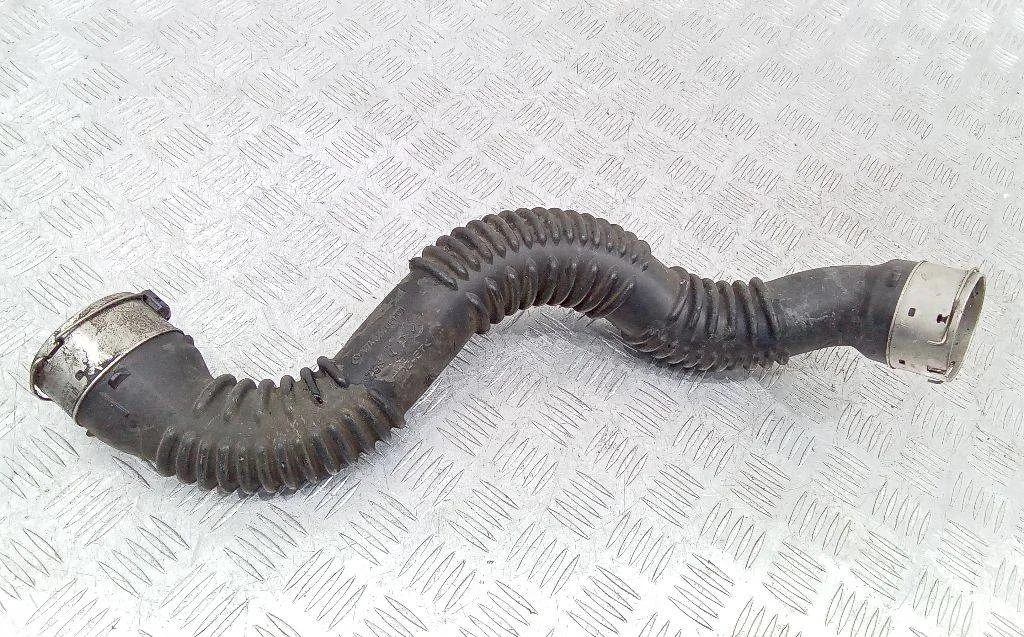 патрубок интеркулера Mercedes-Benz A  W176 2013 A2465200001