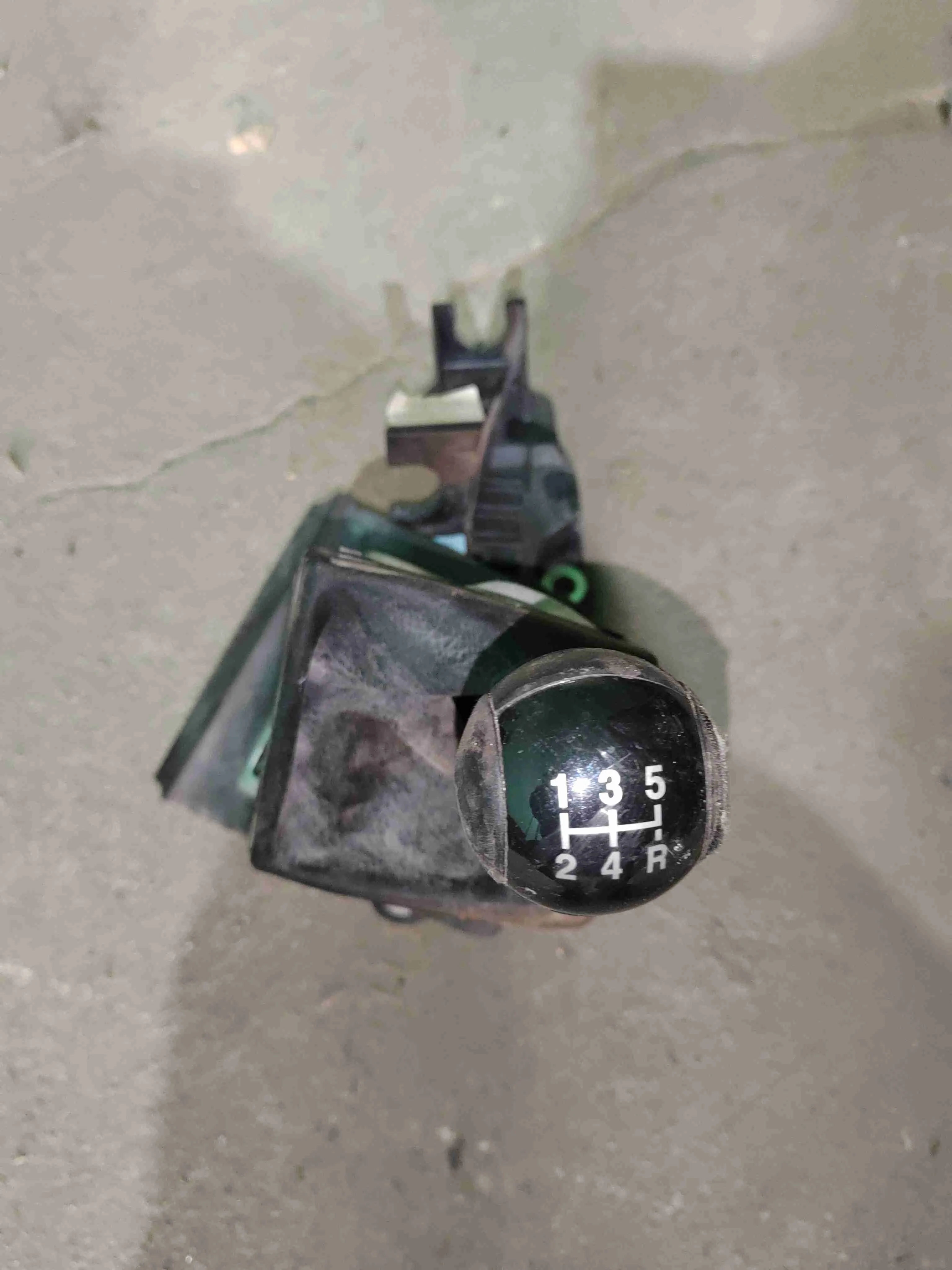 Кулиса Ford Focus 2(2005-2011) 2004 4M5R7C453EA