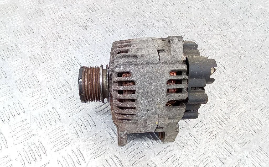 генератор Renault Megane  2 поколение 2006 8200410681
