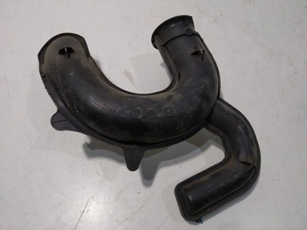 резонатор воздушного фильтра Renault Scenic  3 поколение [рестайлинг] 2013 8200923128