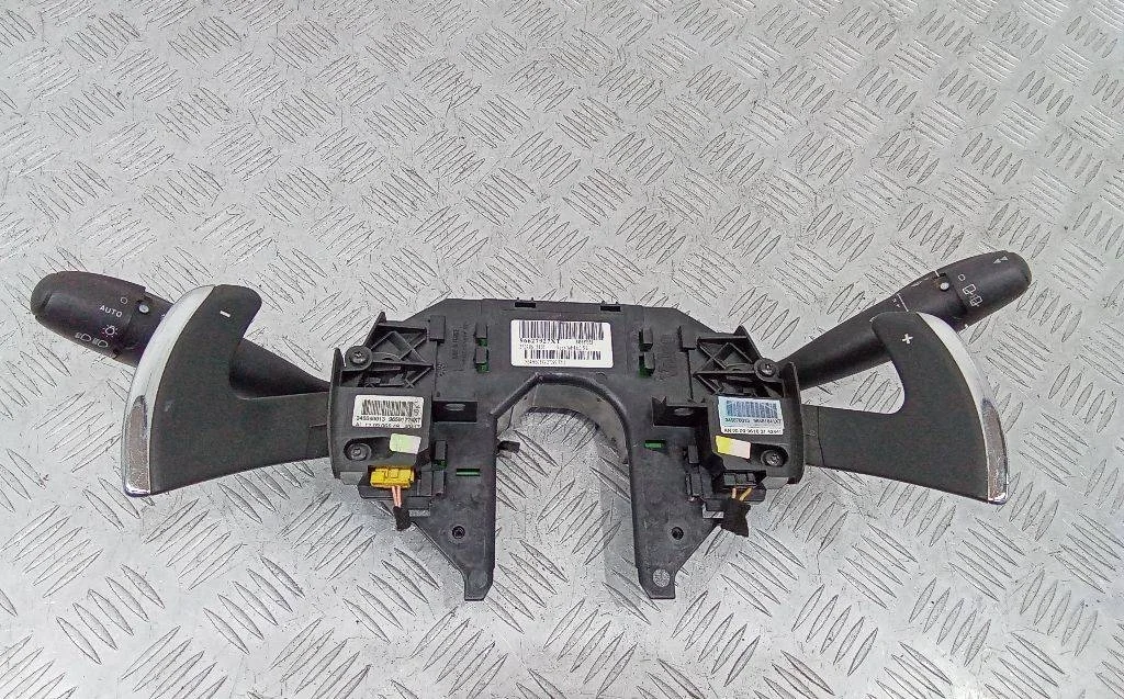 переключатель подрулевой (стрекоза) Citroen C4  1 поколение 2006 96627927XT