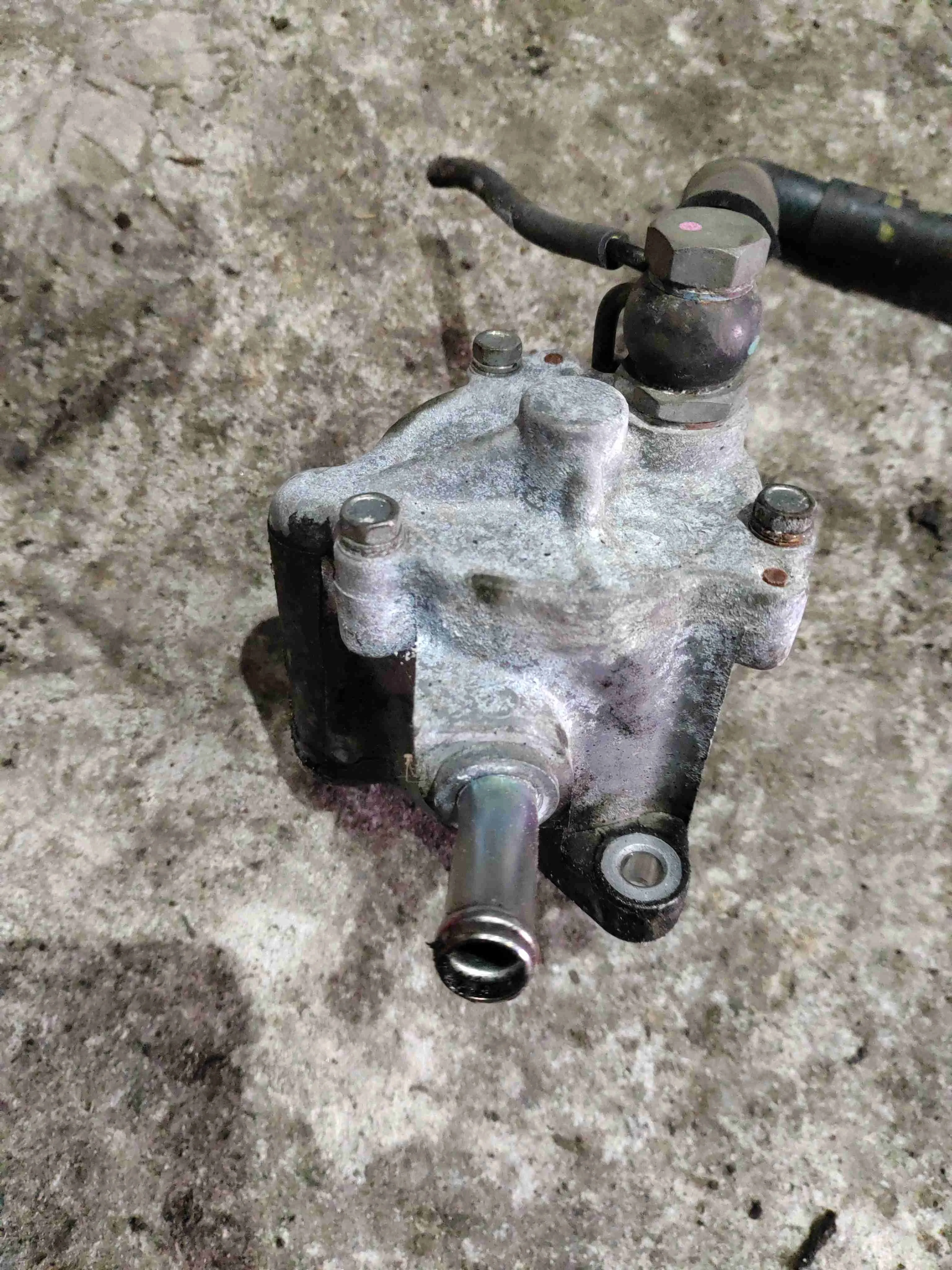 Насос вакуумный Toyota Corolla 2008 2930027020