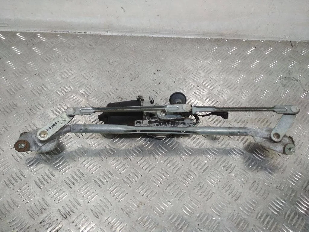 трапеция стеклоочистителя Toyota Avensis  2 поколение T250 2005 85110-05060