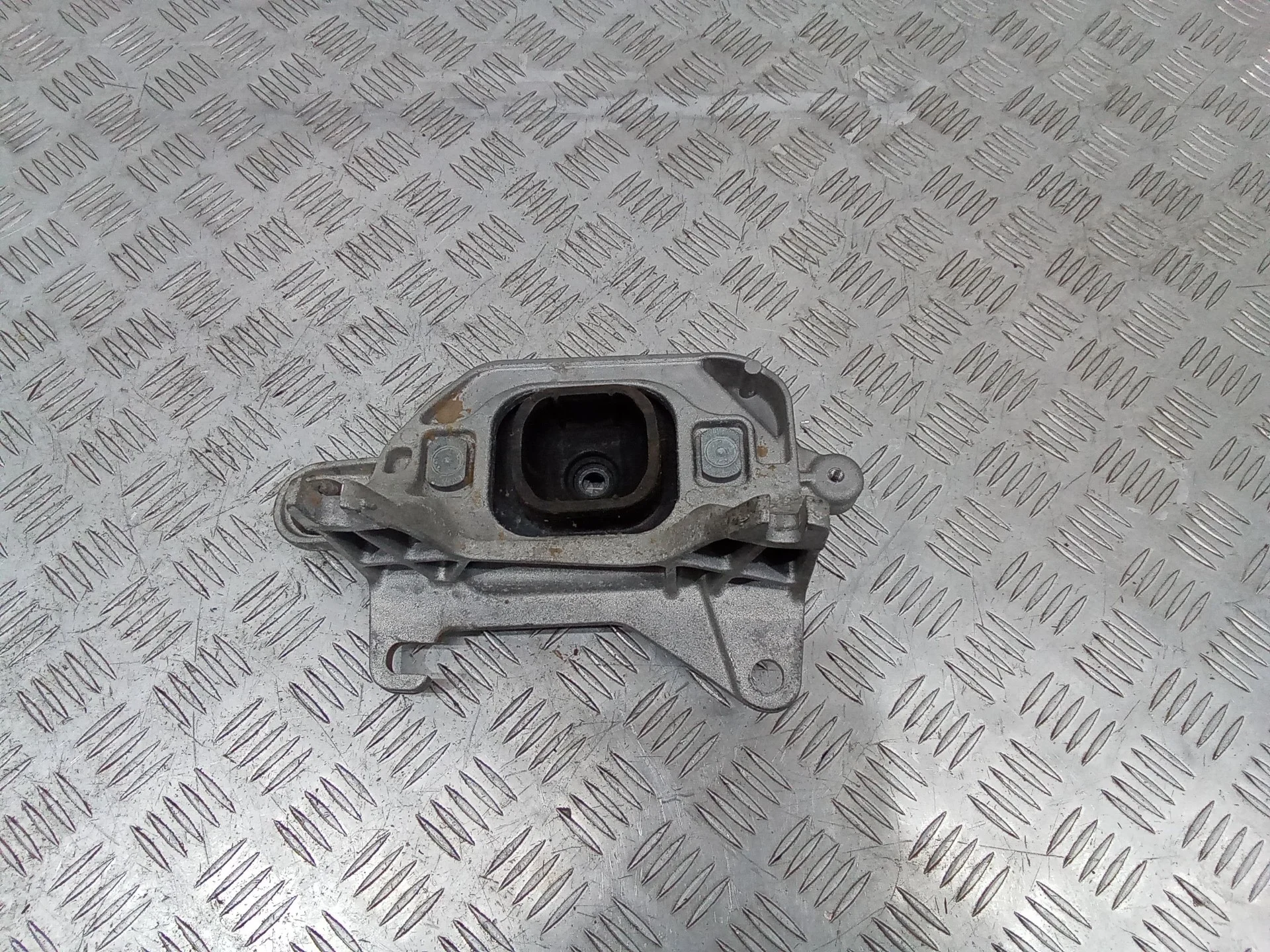 подушка крепления КПП Renault Megane  4 поколение 2017 112221641R