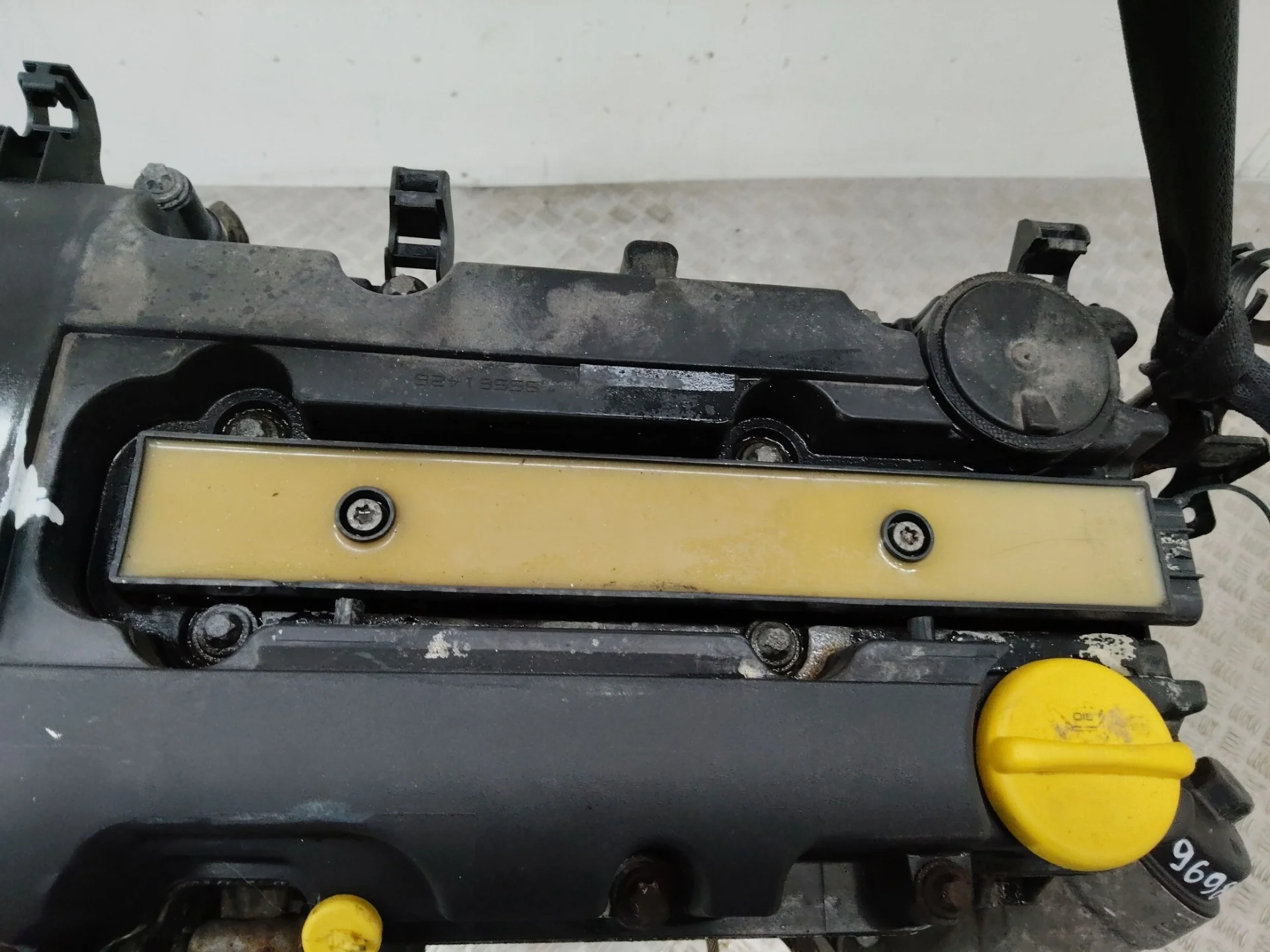 катушка зажигания Opel Corsa  D 2010 55579072