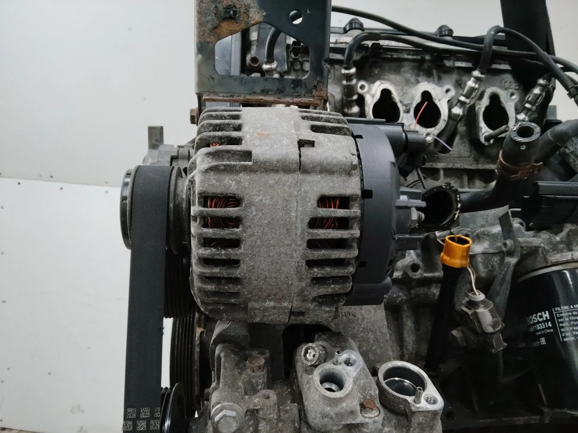 генератор Volkswagen Golf 5 поколение 2008 06F903023C