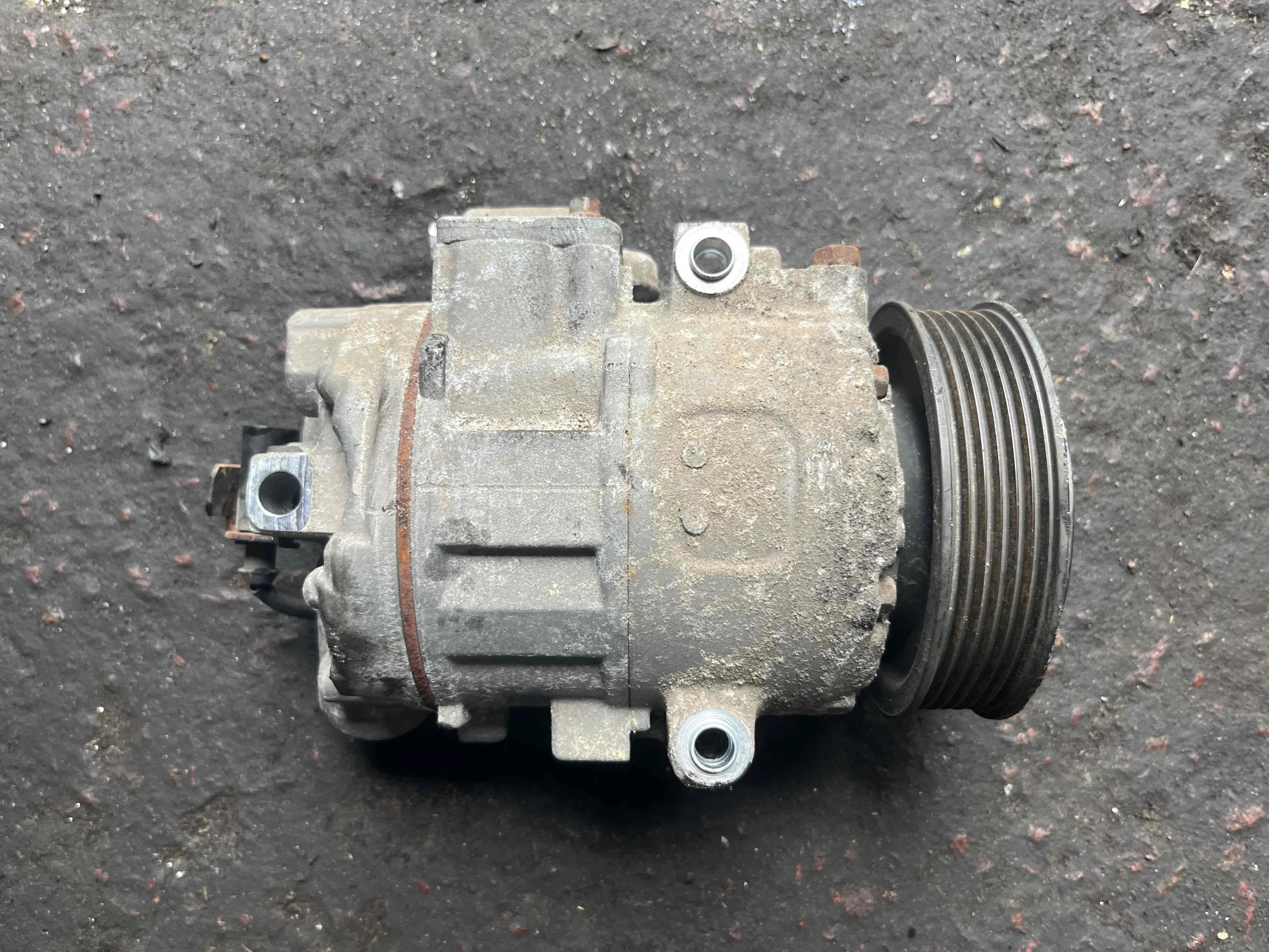 Компрессор кондиционера Skoda Fabia 1(1999-2007) 2007 6q0820808d