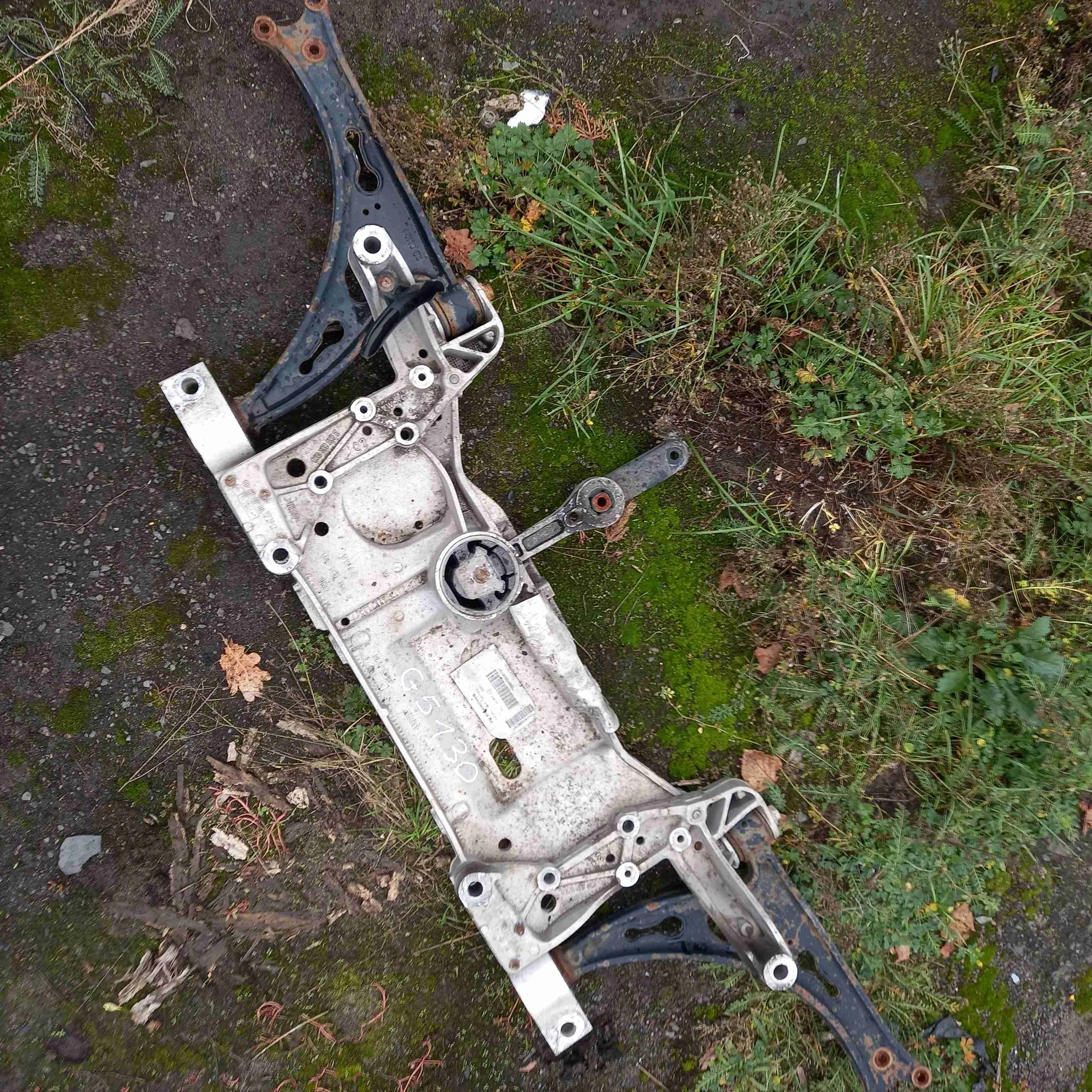 Балка подвески передняя (подрамник) Volkswagen Golf 5(2004-2009) 2006 1k0199369f