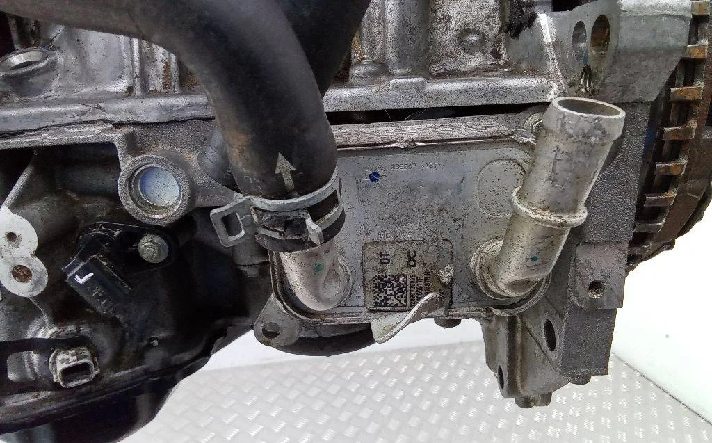 теплообменник масляного фильтра Renault Arkana  1 поколение 2019 213055917R