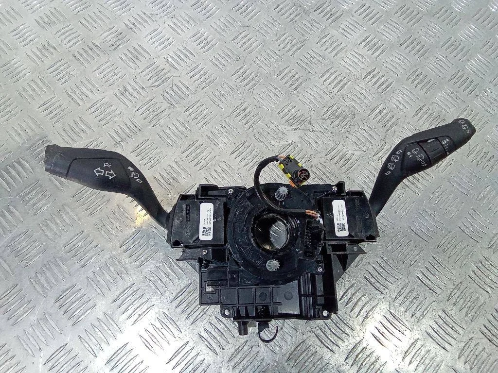 переключатель подрулевой (стрекоза) Ford Focus  3 поколение 2015 F1ET-17A553-BA