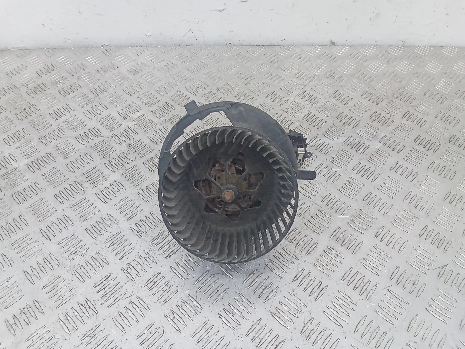 моторчик печки Volkswagen Passat  B6 2010 3C1820015N