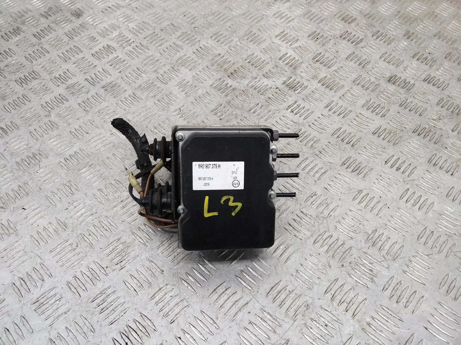 блок ABS Audi Q5  8R 2011 8R0614517R,8R0907379H