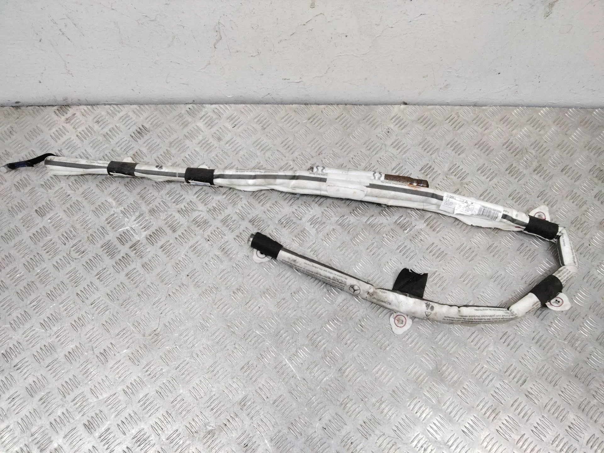 подушка безопасности боковая (шторка) левая Mercedes-Benz A  W176 [рестайлинг] 2016 A1768600102