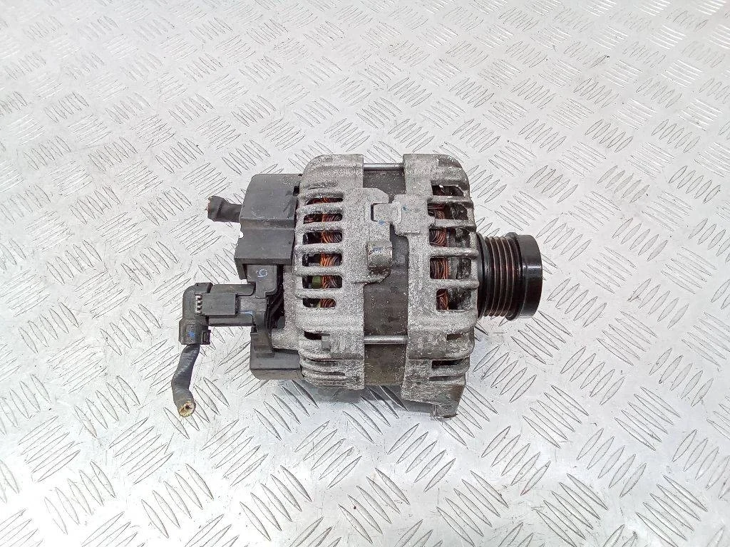 генератор Mercedes-Benz A W176 2013 A0009061903