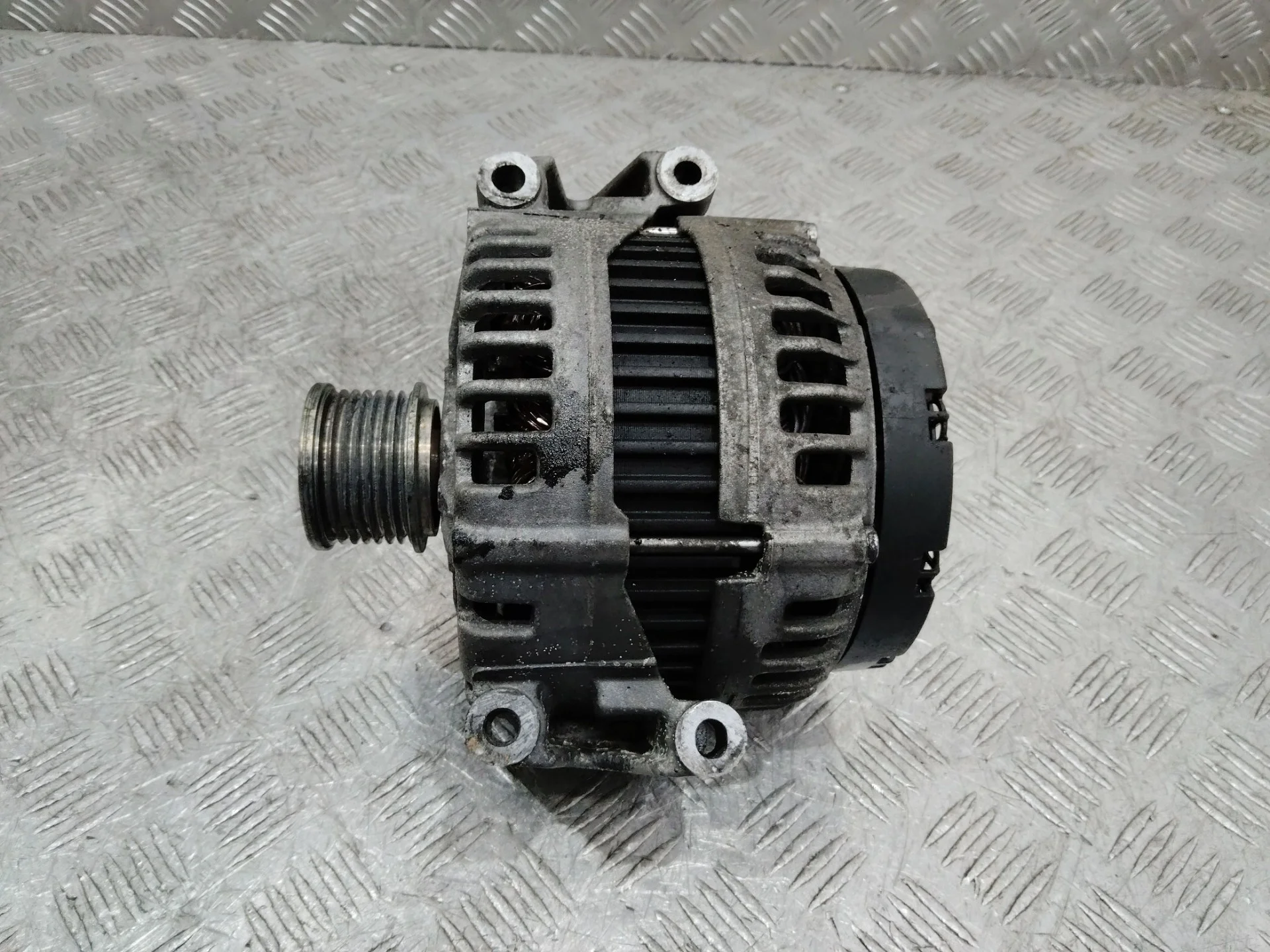 генератор Mercedes-Benz S  W221 2008 A0141541302